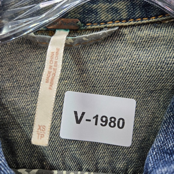 Free People Women Jacket XS Blue Rumors Denim Jean Trucker - Picture 2 of 11